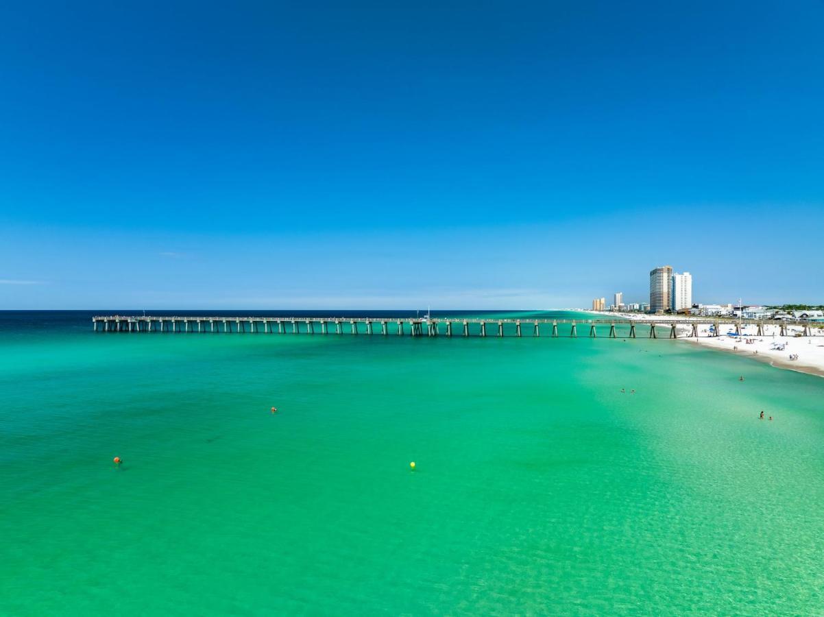 Beachside Paradise Sleeps 8 Pools Mini Golf & Panama City Beach
